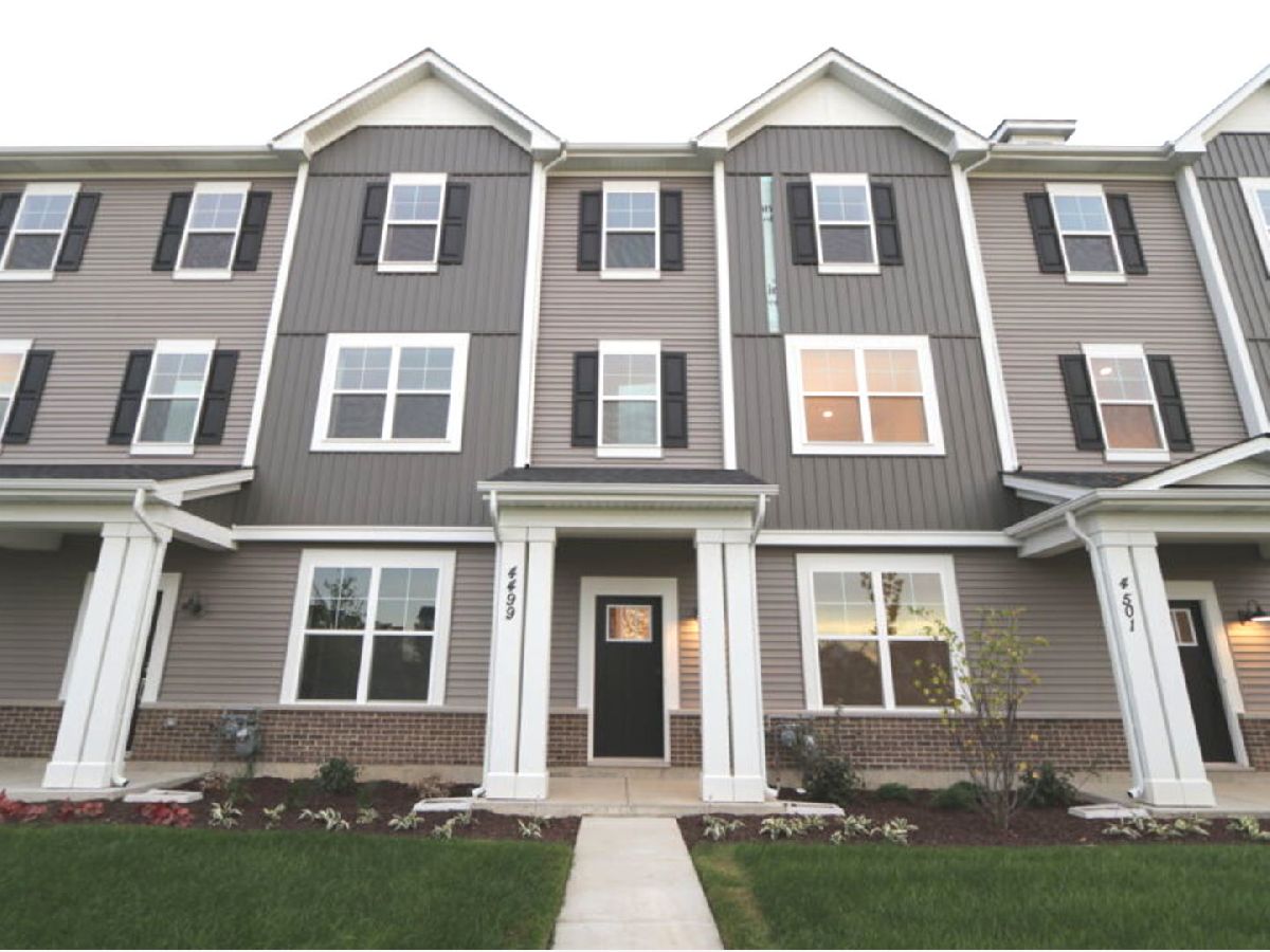 Condos & Townhomes Rented Chelsea Manor Aurora Illinois, 4499 Chelsea Manor