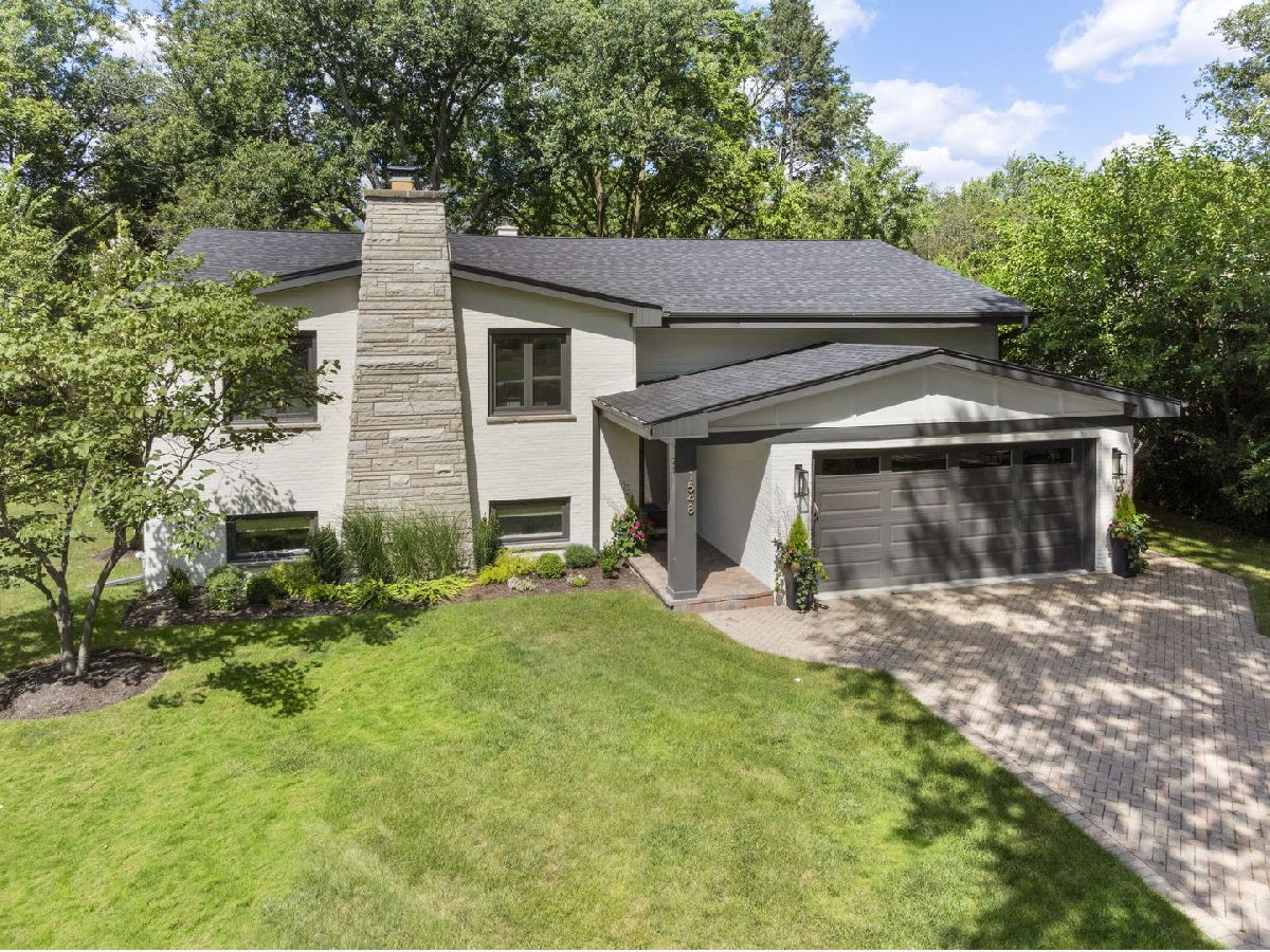  Sold Glenview Illinois, 1548 Tulip Tree