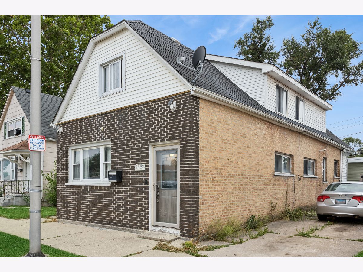  For Sale Lyons Illinois, 4522 Lawndale Avenue