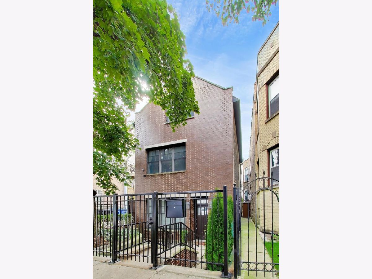  For Sale Chicago Illinois, 3414 Oakley Avenue