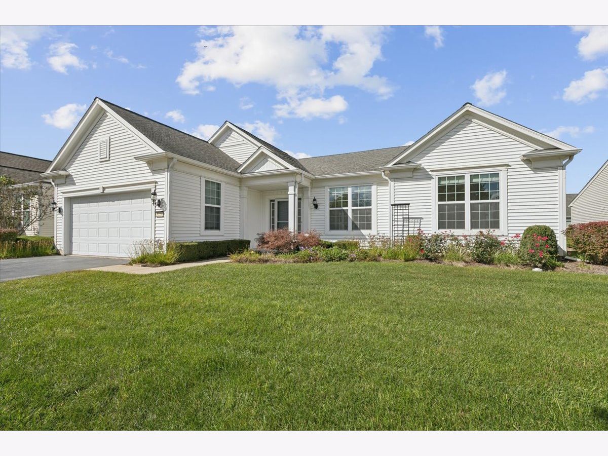  For Sale Mundelein Illinois, 3228 Province Circle