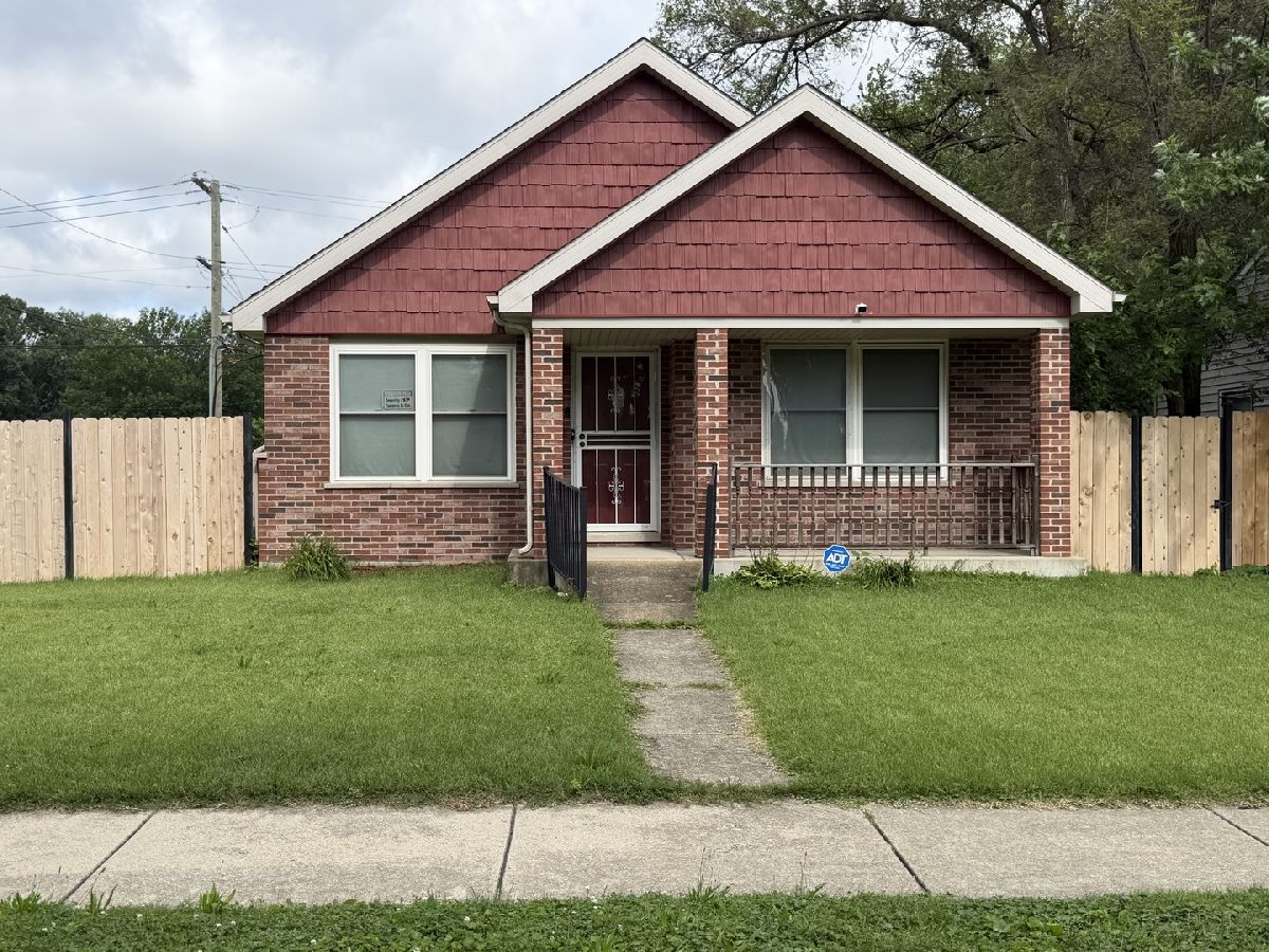 For Sale Dolton Illinois, 15201 Dorchester Avenue