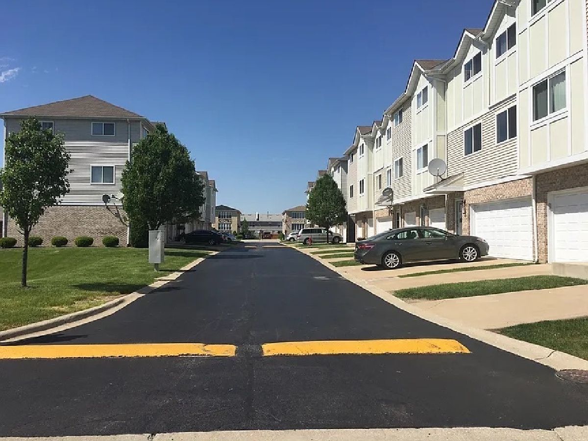  For Rent Justice Illinois, 8216 Rachel