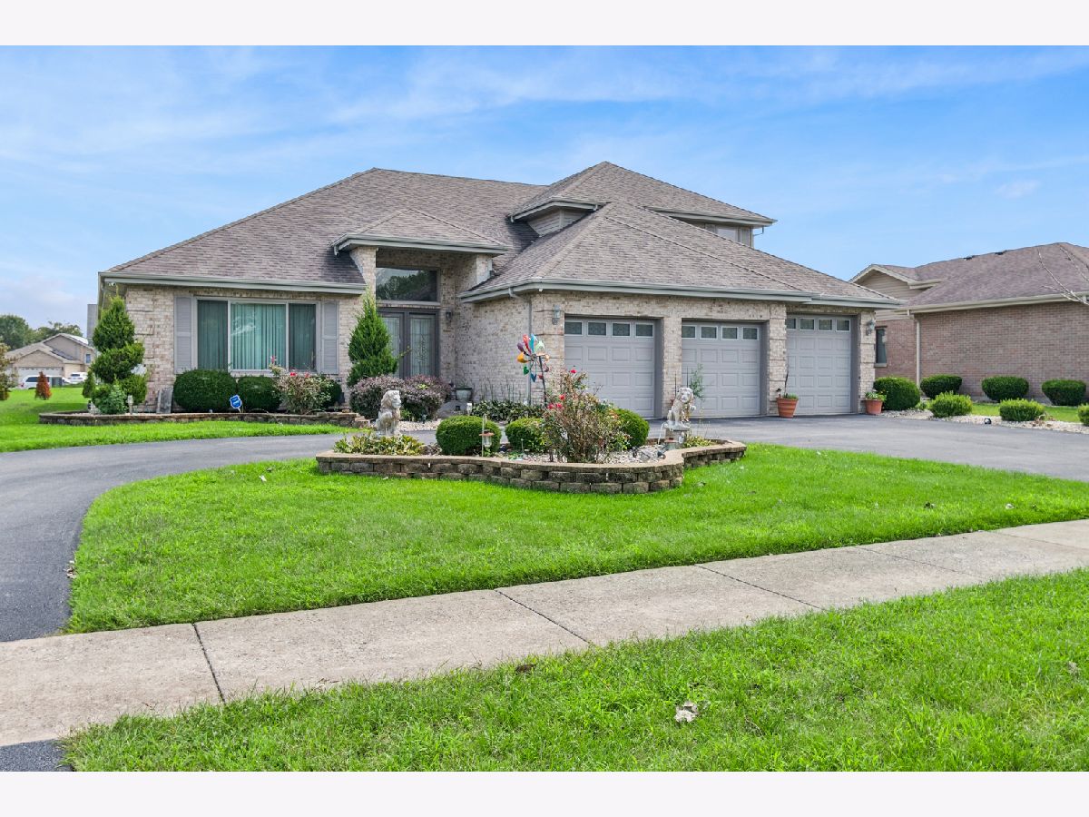 Homes For Sale Providence Manor Matteson Illinois, 181 Maryview Parkway
