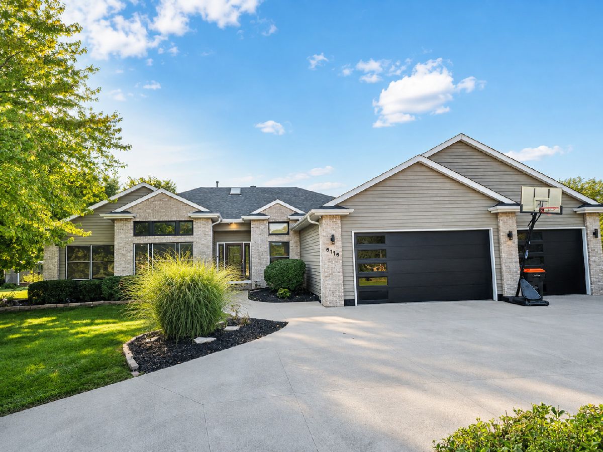  Sold Davenport Iowa, 6116 Lakeshore