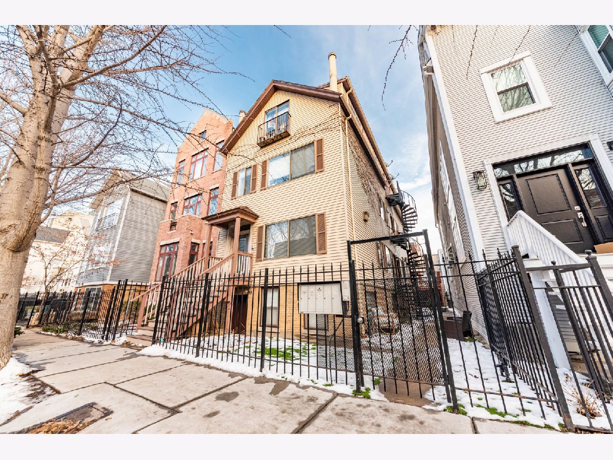  Rented Chicago Illinois, 2643 Southport