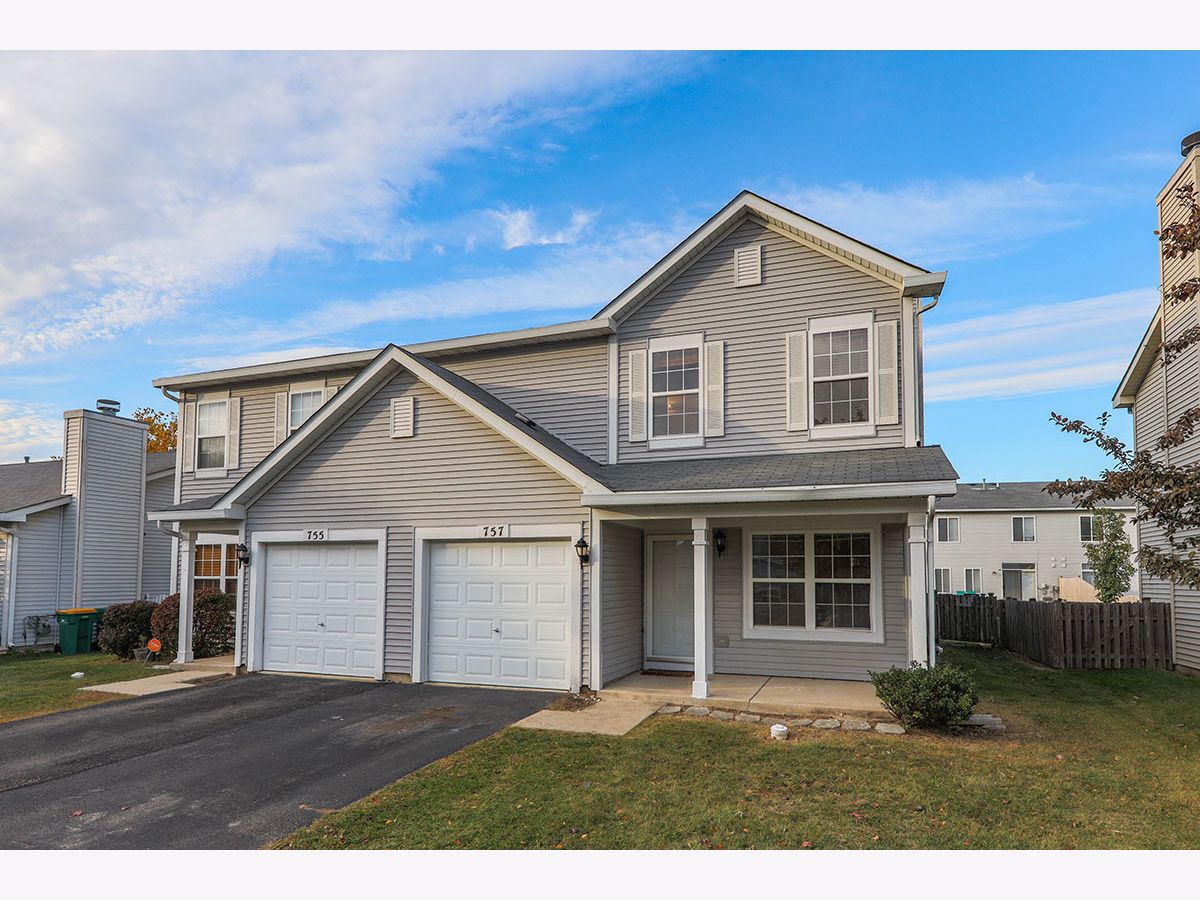  Rented Romeoville Illinois, 757 Bayles