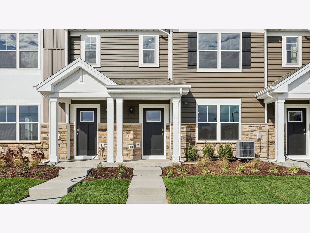 Homes & Townhomes For Rent Grande Reserve Yorkville Illinois, 3161 Grande