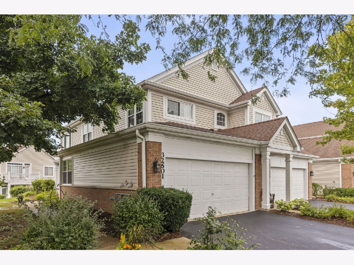 Townhomes For Sale Cantera Village Warrenville Illinois, 32601 Fowler Circle