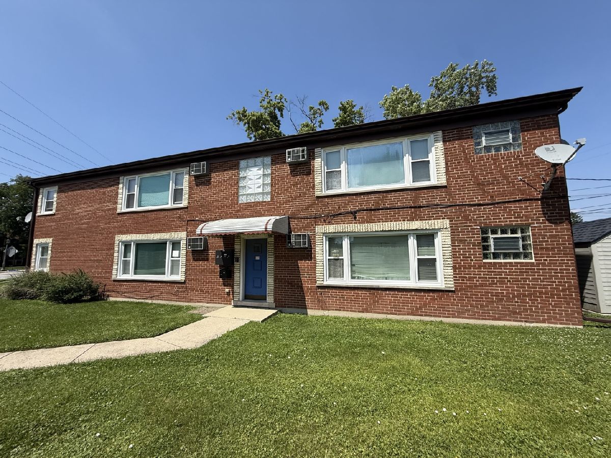  For Sale Brookfield Illinois, 4435 Eberly Avenue