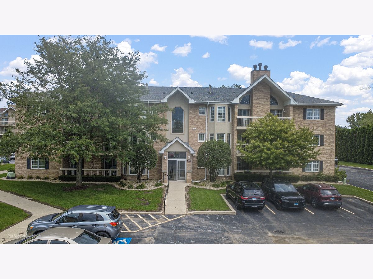 Townhomes & Homes Sold Bristol Park Tinley Park Illinois, 7771 Bristol Park