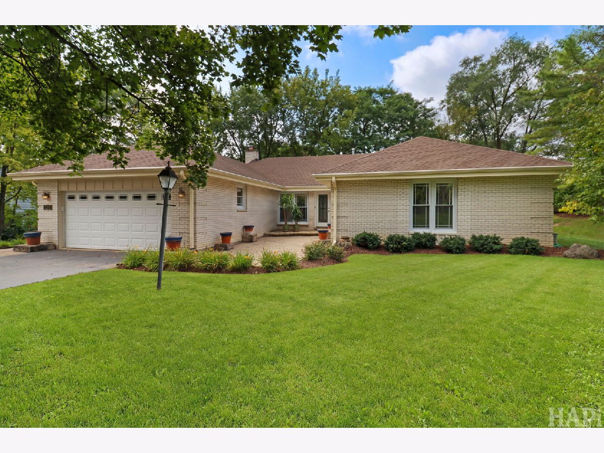  For Sale Barrington Illinois, 994 Commonwealth Court