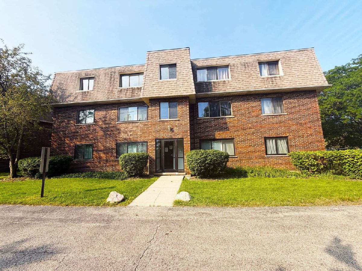  Rented Palatine Illinois, 1472 Carol