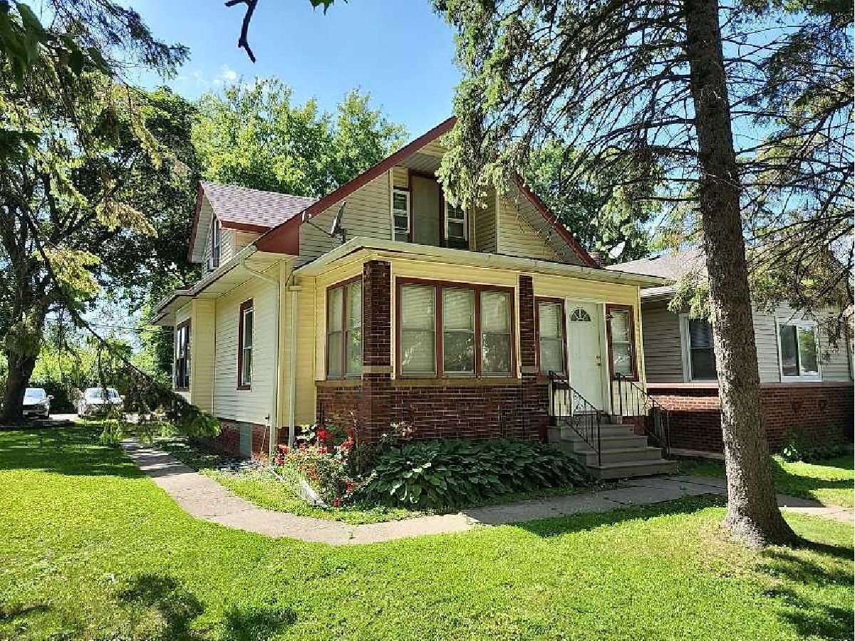  Rented Waukegan Illinois, 28 Fulton