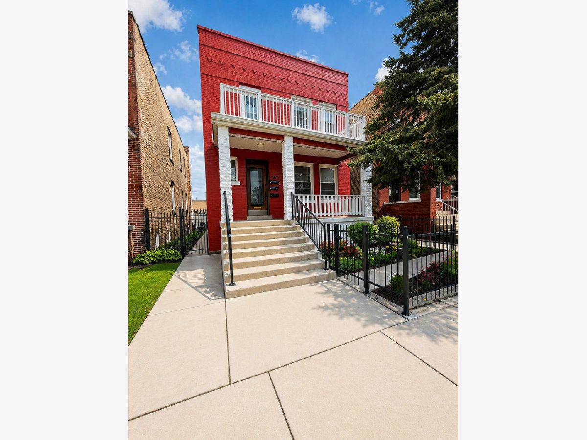  Rented Chicago Illinois, 4925 Henderson