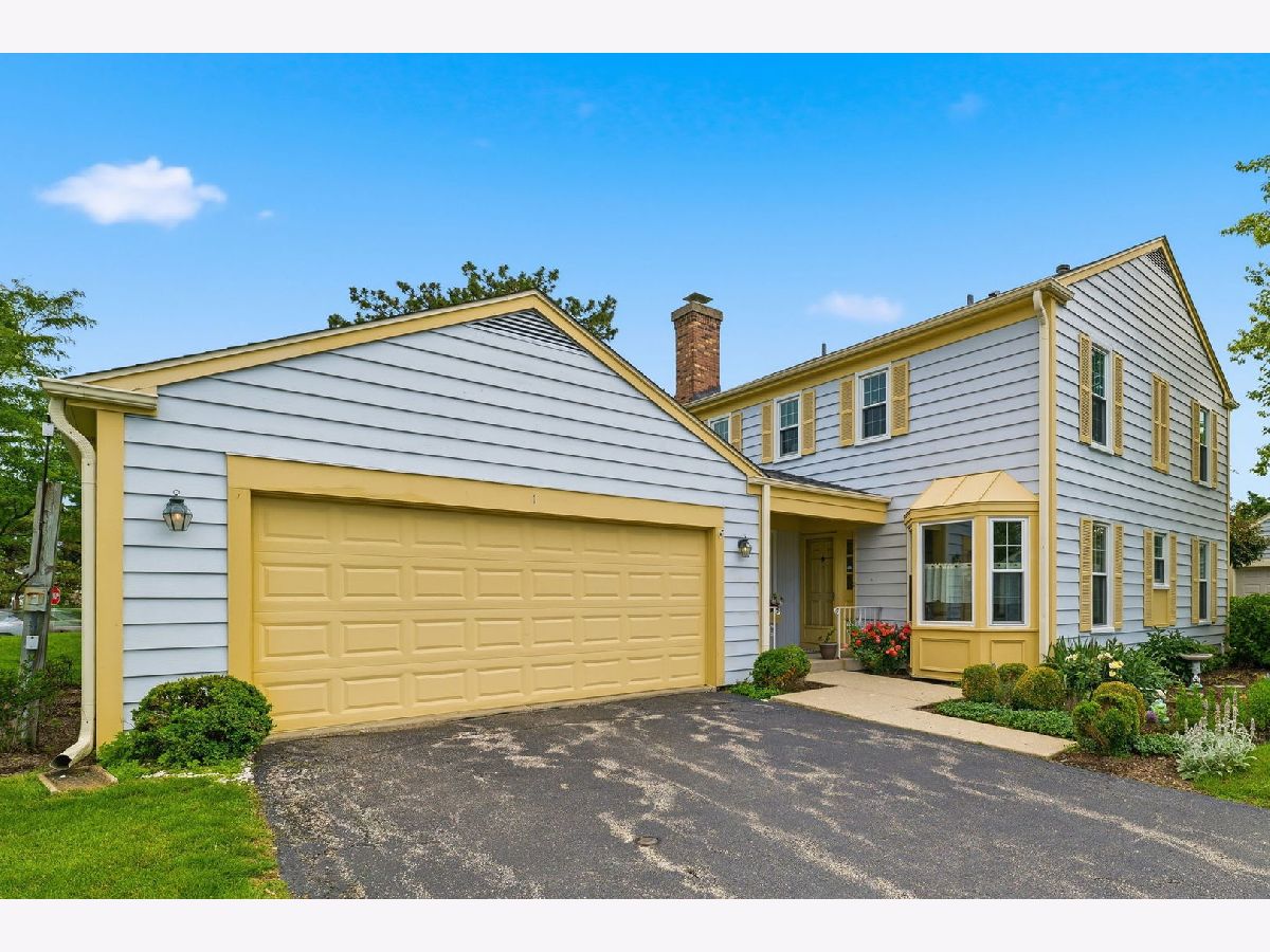 Townhomes & Condos & Homes For Sale Ancient Tree Northbrook Illinois, 1 The Court Of Harbinger
