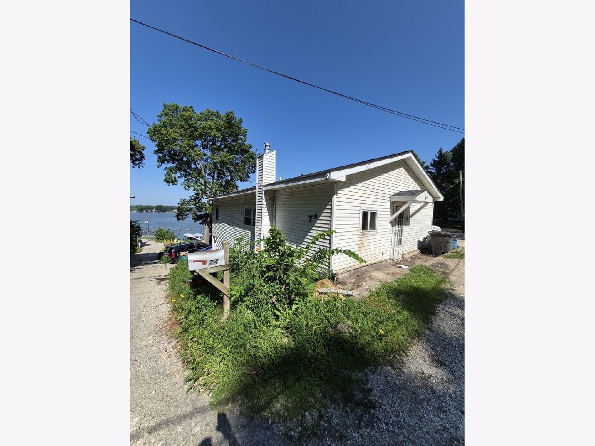  For Sale Fox Lake Illinois, 74 Cathryn Street