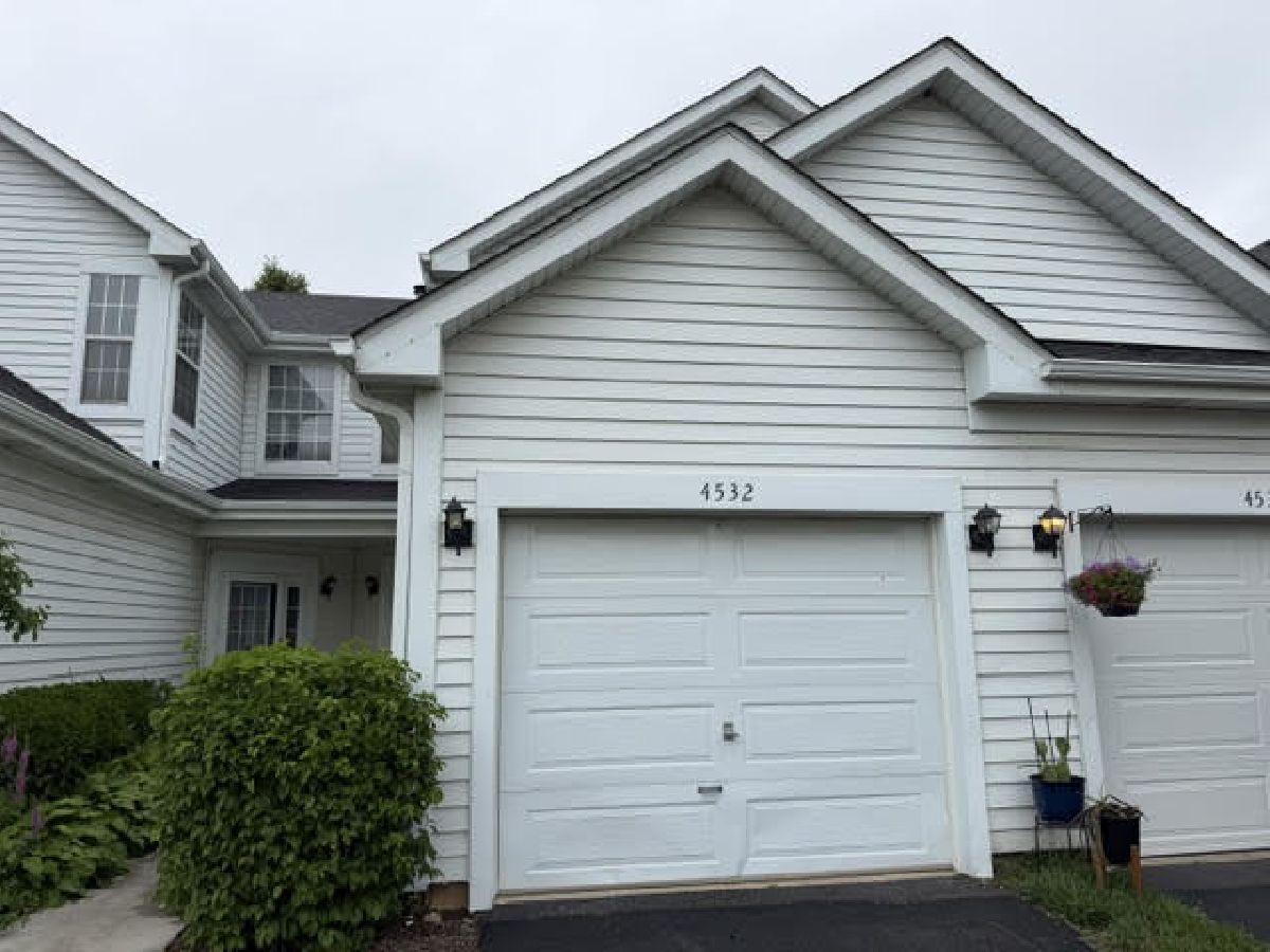Homes & Townhomes & Condos Rented Pleasant Hill Waukegan Illinois, 4532 Quill