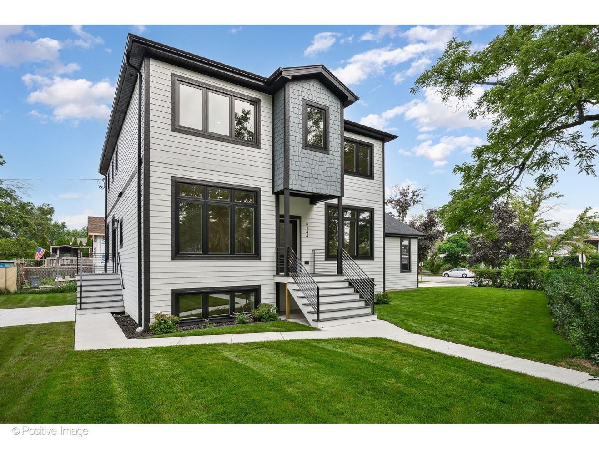  For Sale Chicago Illinois, 6144 Nickerson Avenue