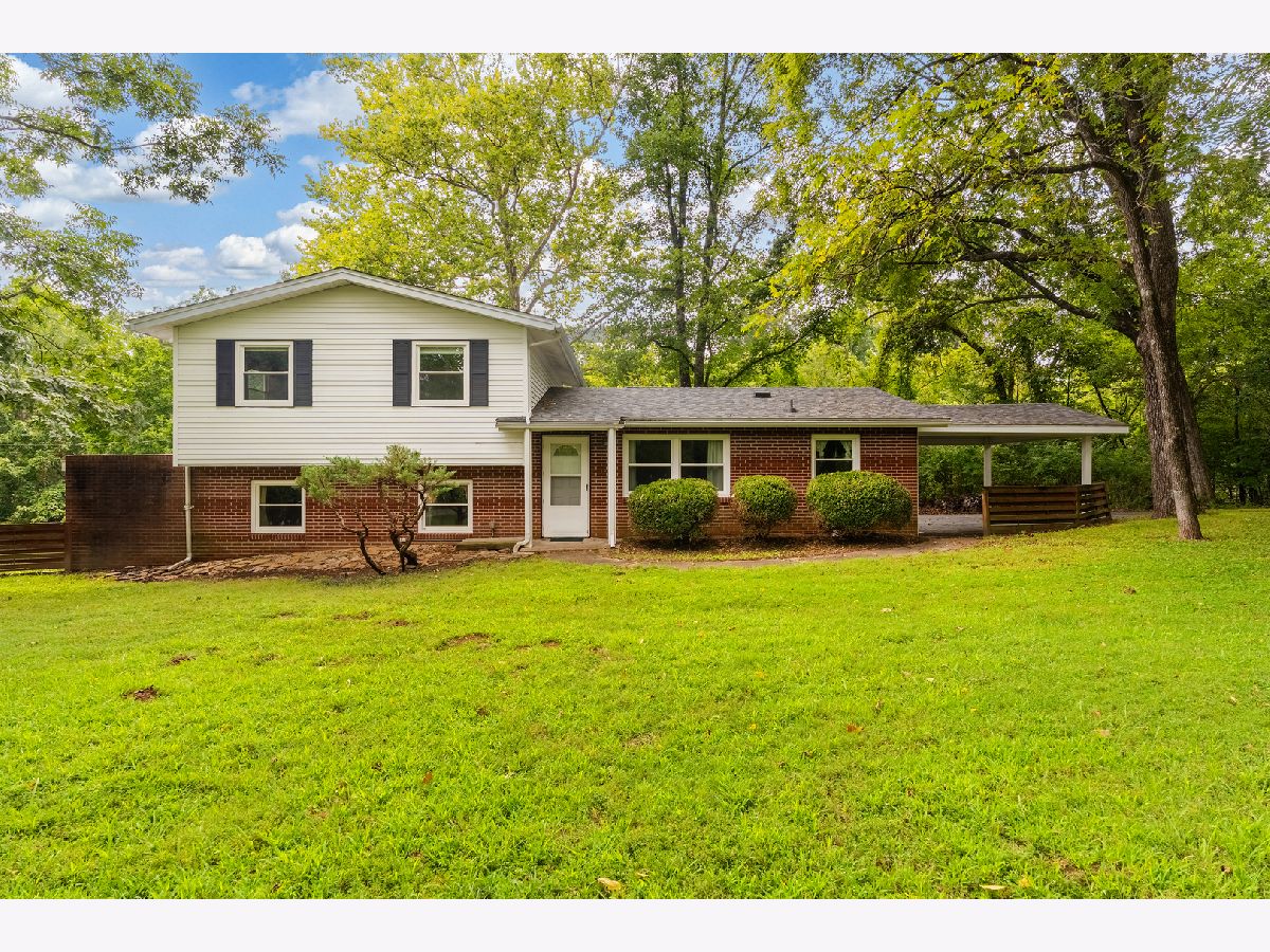  For Sale Carbondale Illinois, 222 Bay Road