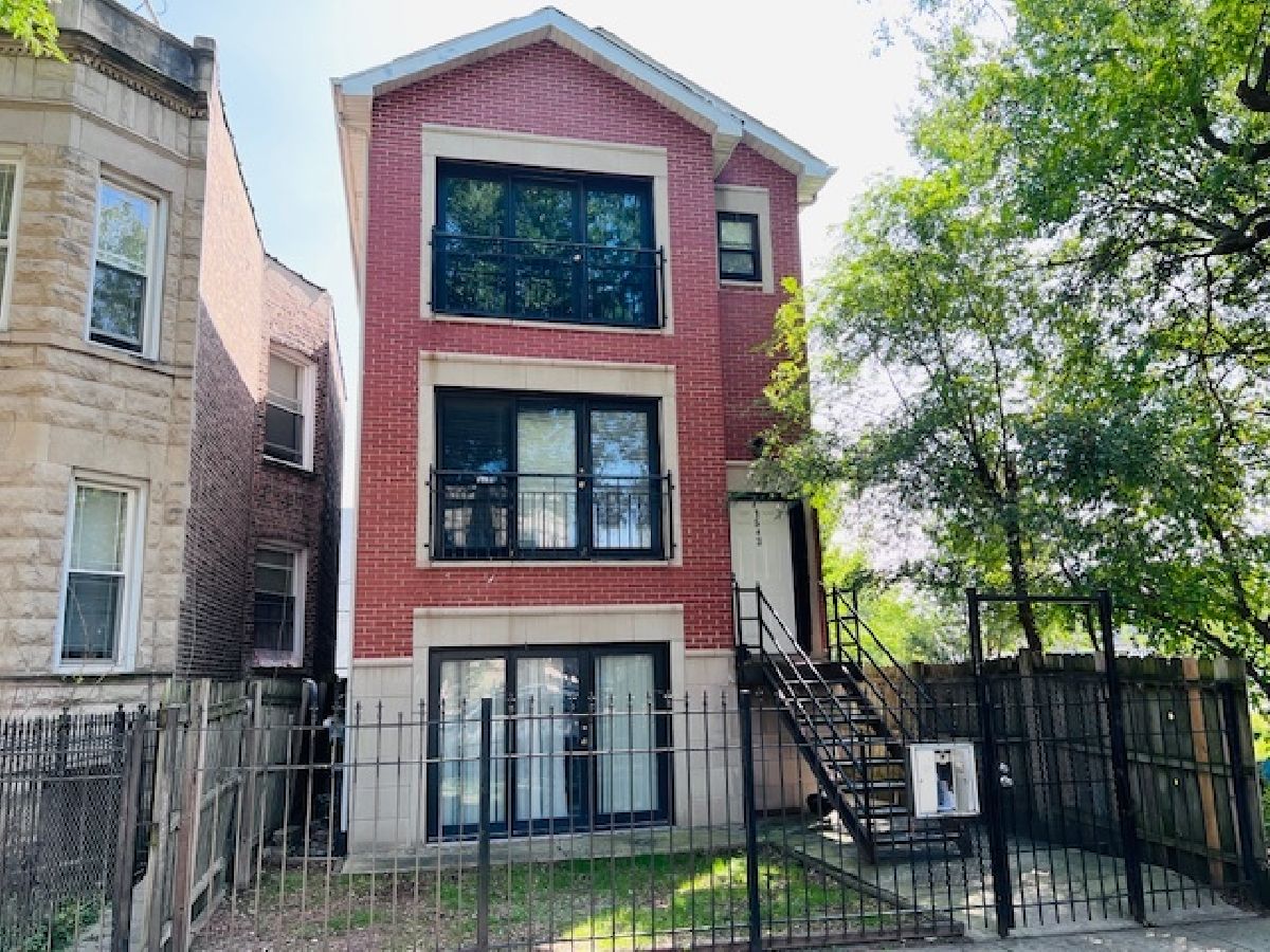  Rented Chicago Illinois, 1543 Spaulding