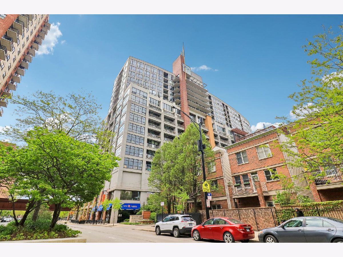  For Sale Chicago Illinois, 1530 State Street