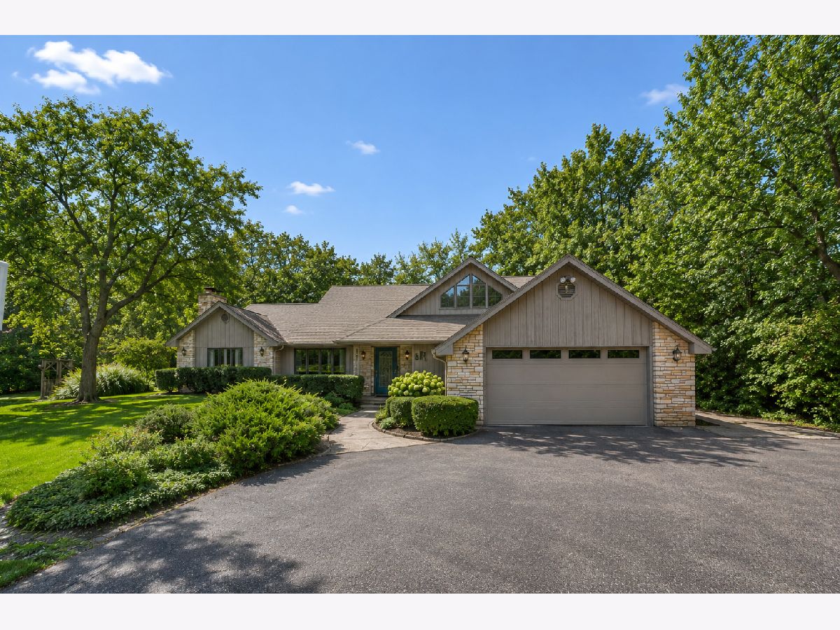  For Sale Green Oaks Illinois, 1543 Saint Marys Road