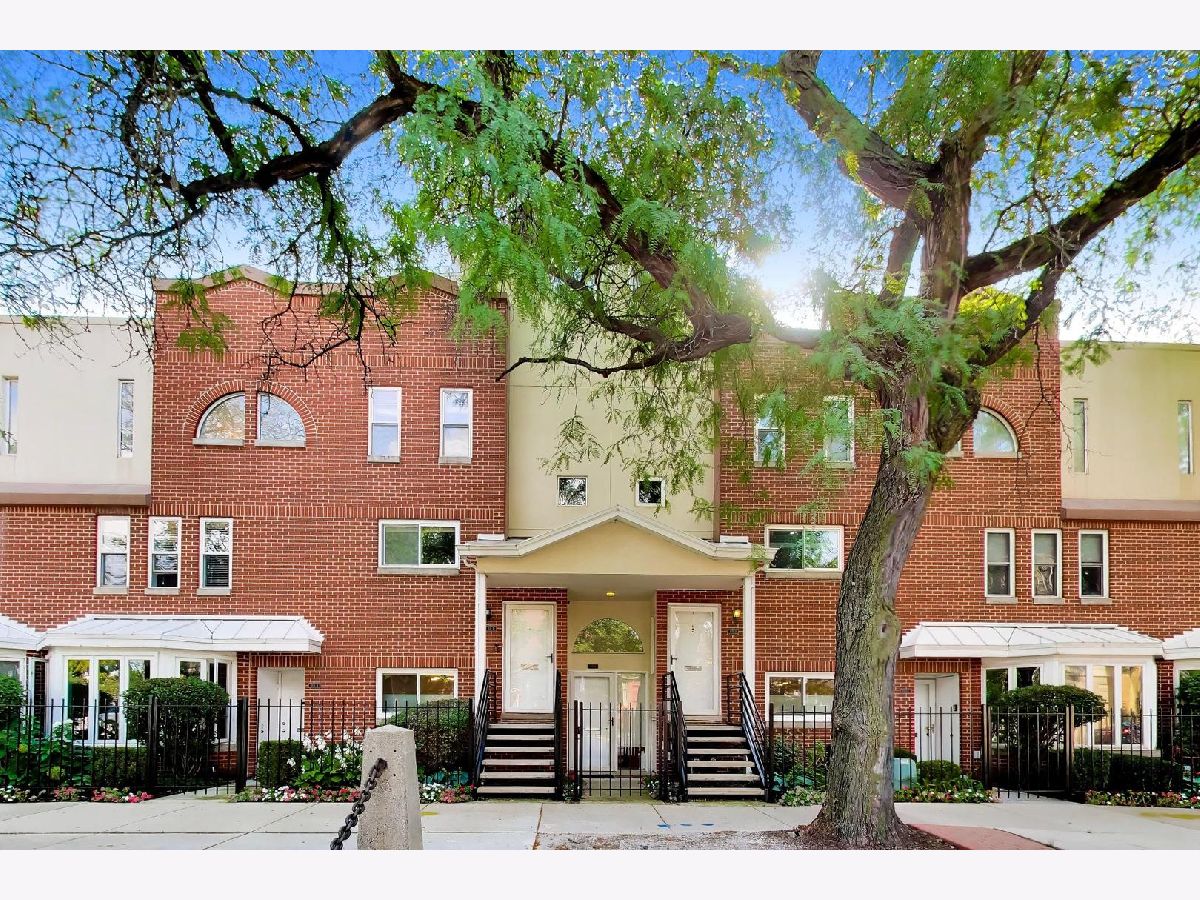 Townhomes For Sale Vernon Park Townhomes Chicago Illinois, 701 Carpenter Street