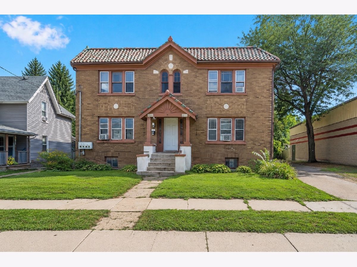  For Sale Rockford Illinois, 1119 9th Avenue