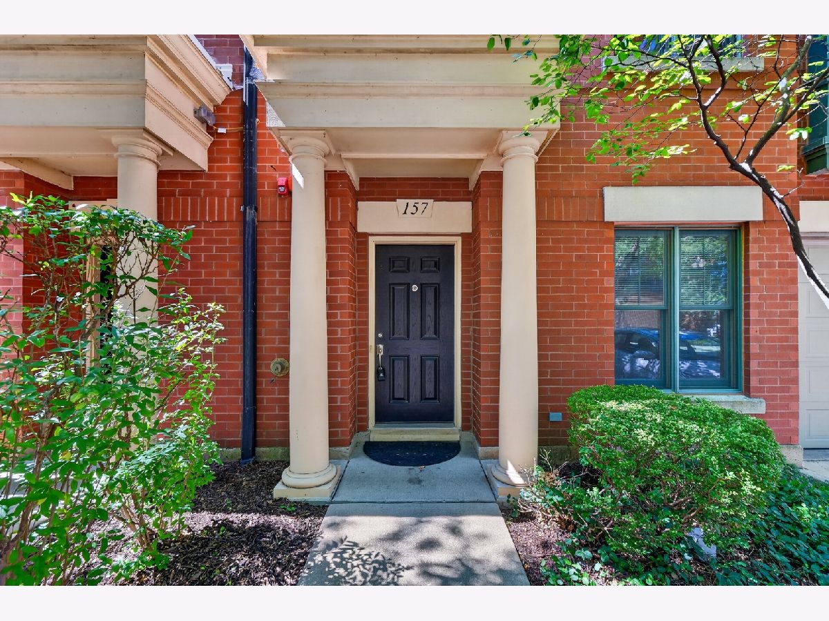 Townhomes For Sale River Park Place Elgin Illinois, 157 Festival Court