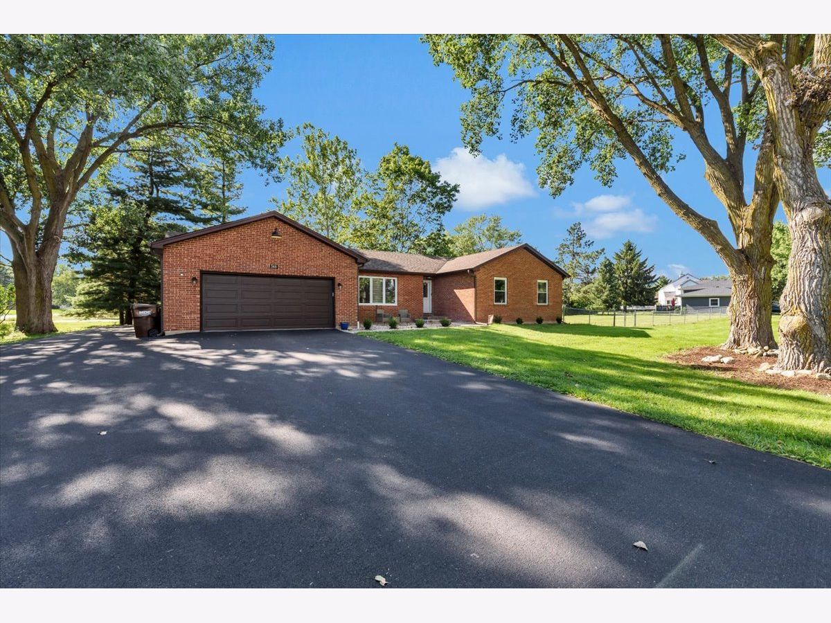  For Sale Gilberts Illinois, 348 Towne Street