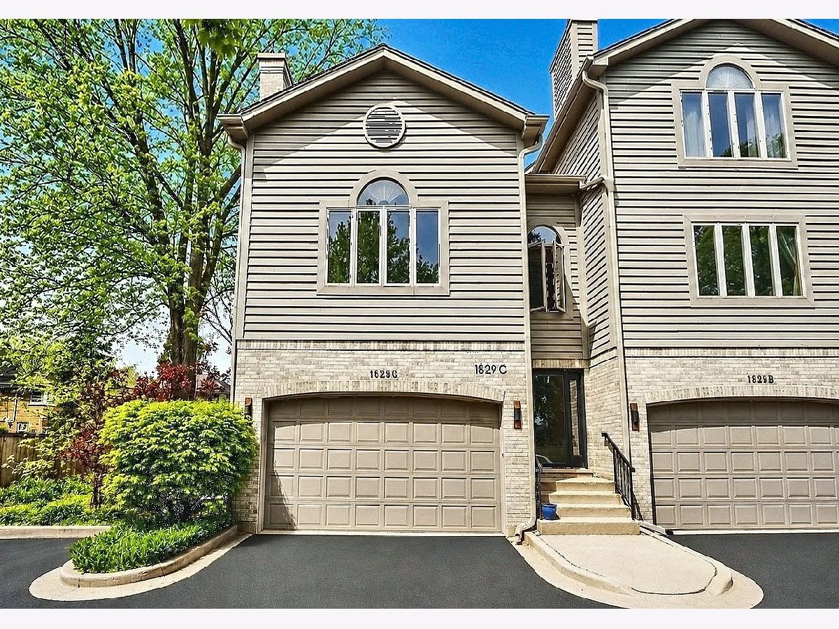  For Rent Wilmette Illinois, 1829 Wilmette