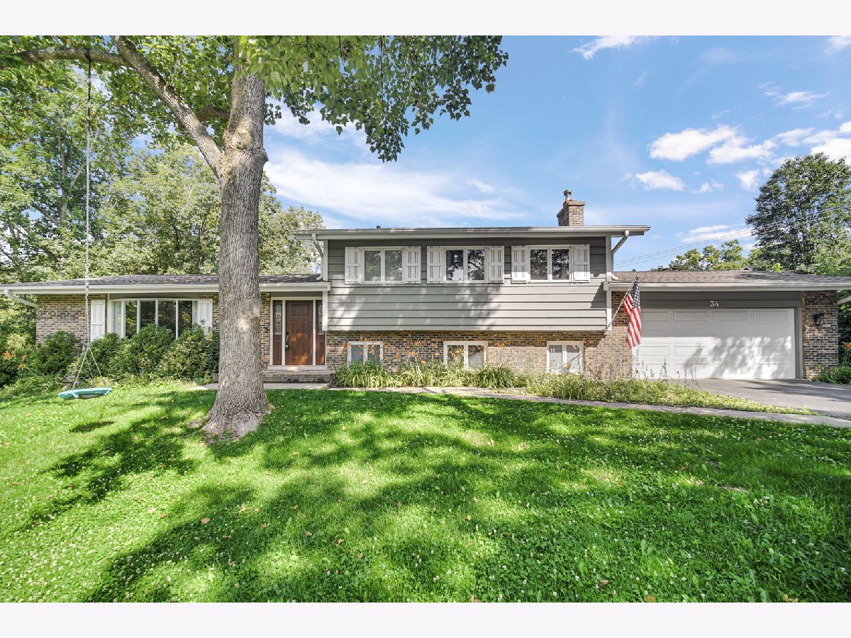  For Sale Lincolnshire Illinois, 34 Londonderry Lane