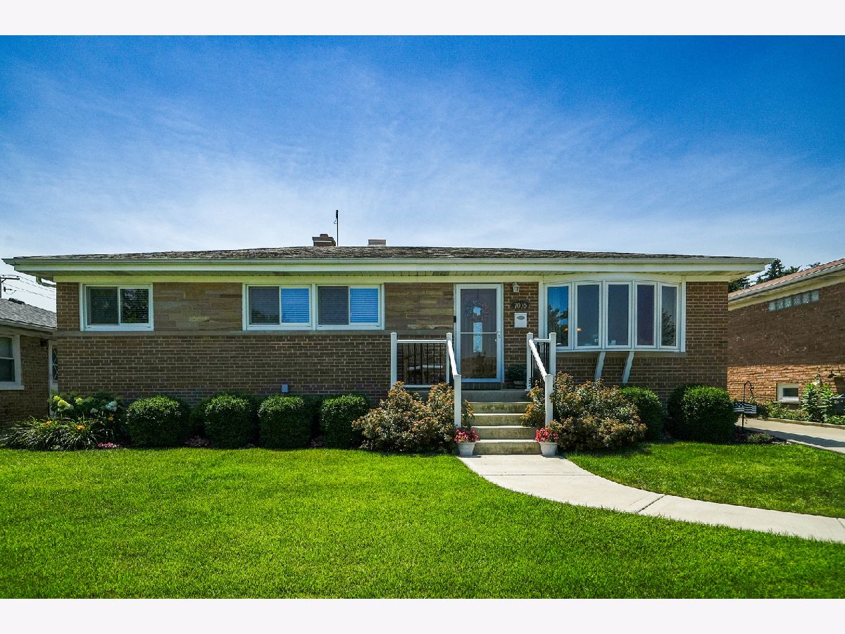  For Sale Norridge Illinois, 7005 Sunnyside Avenue