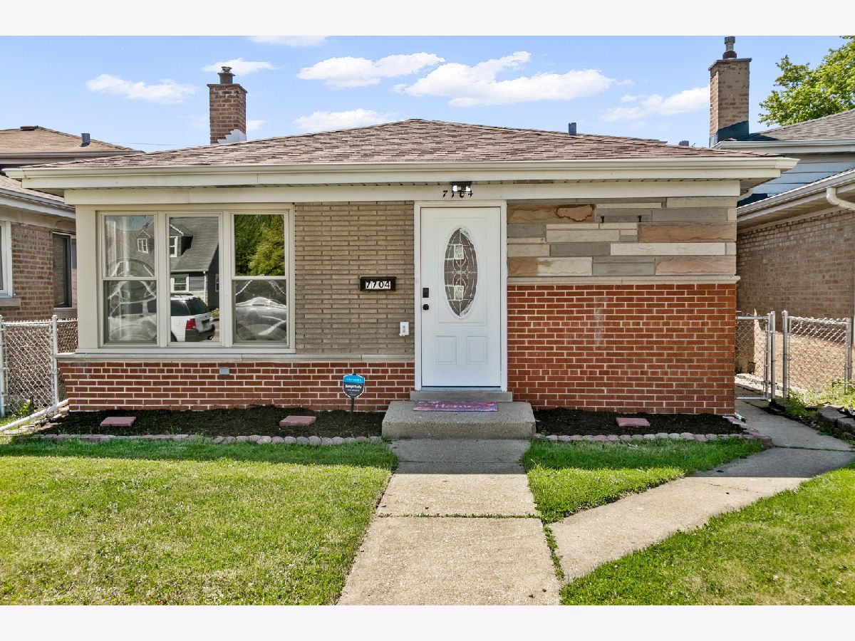  For Rent Burbank Illinois, 7704 Mcvicker