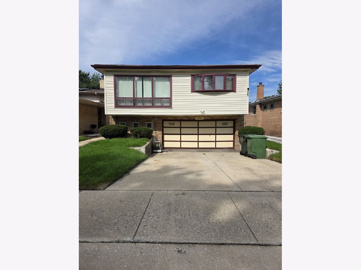  For Sale Dolton Illinois, 14336 Drexel Avenue