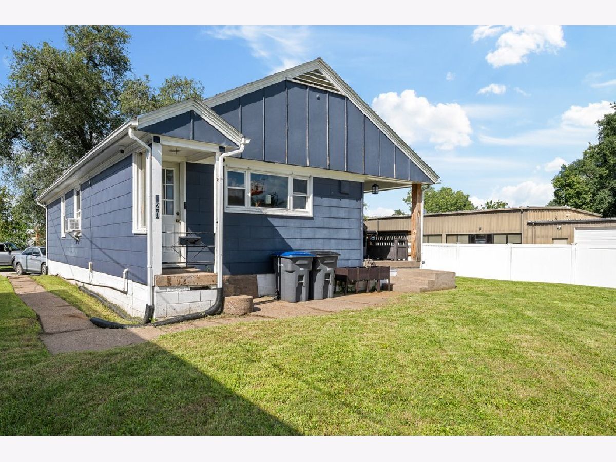  For Sale Milan Illinois, 520 9th Avenue