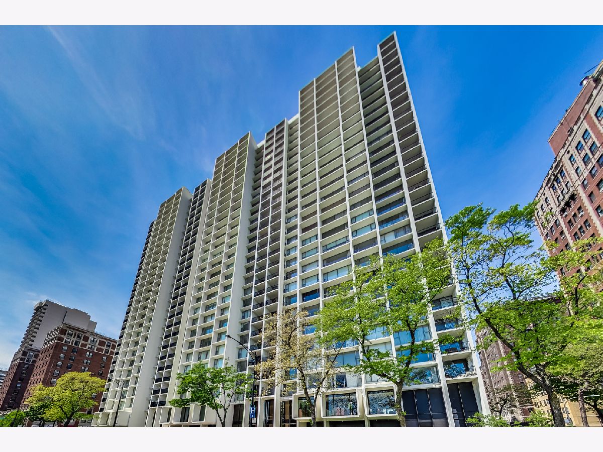  For Rent Chicago Illinois, 3200 Lake Shore