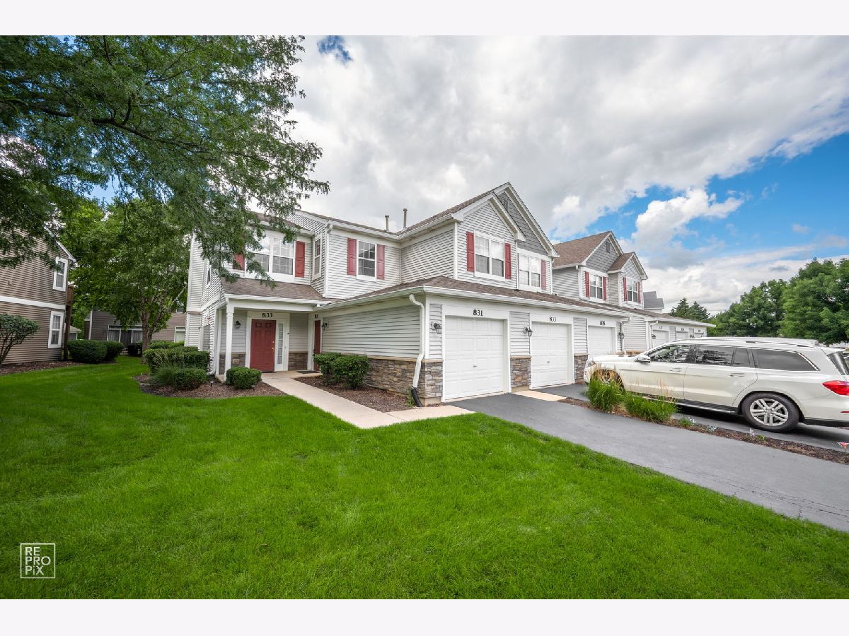 Townhomes & Condos & Homes For Rent Enclave At Country Lakes Naperville Illinois, 831 Genesee