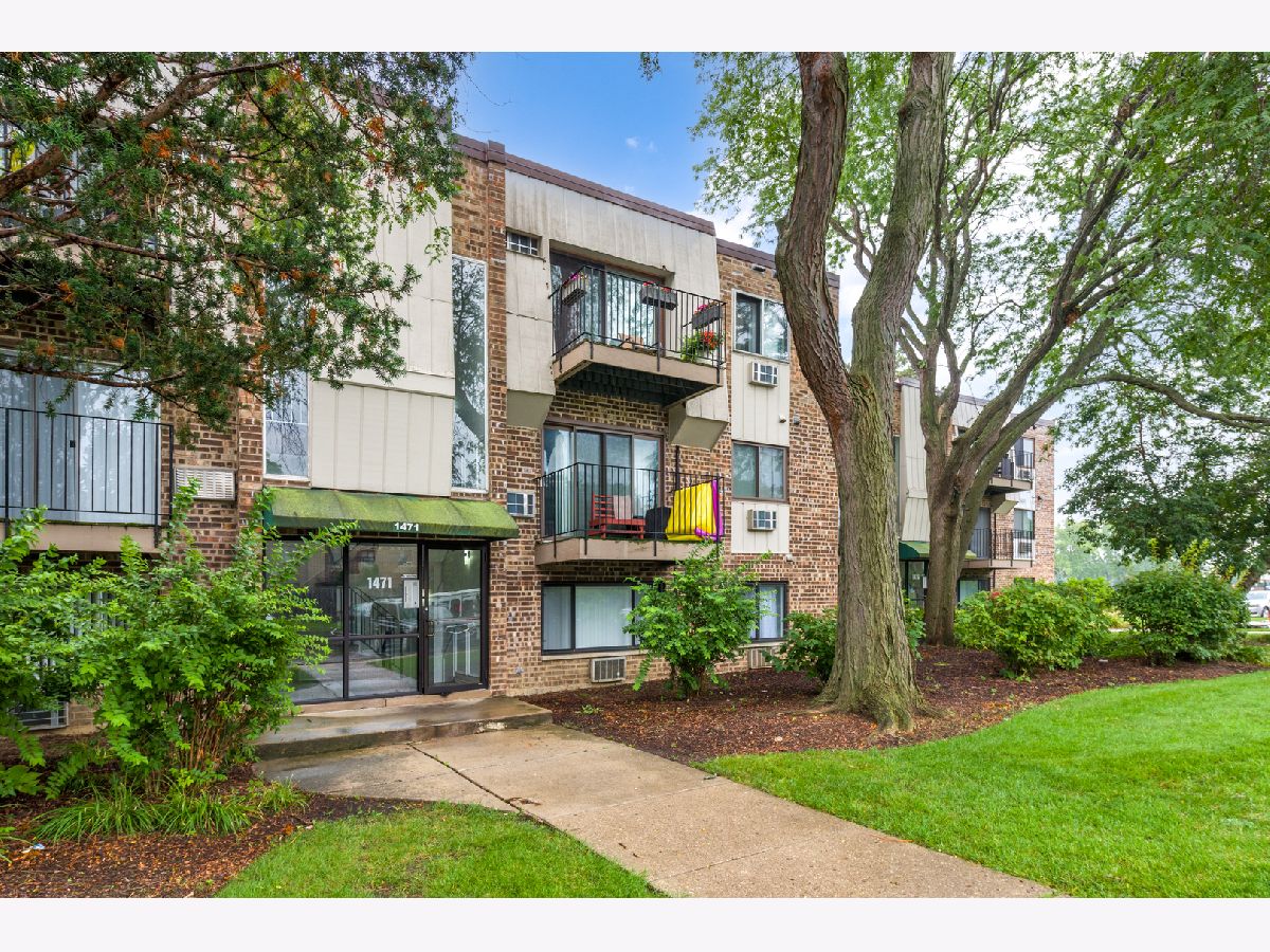 Condominiums For Sale Brentwood Palatine Illinois, 1471 Winslowe Drive