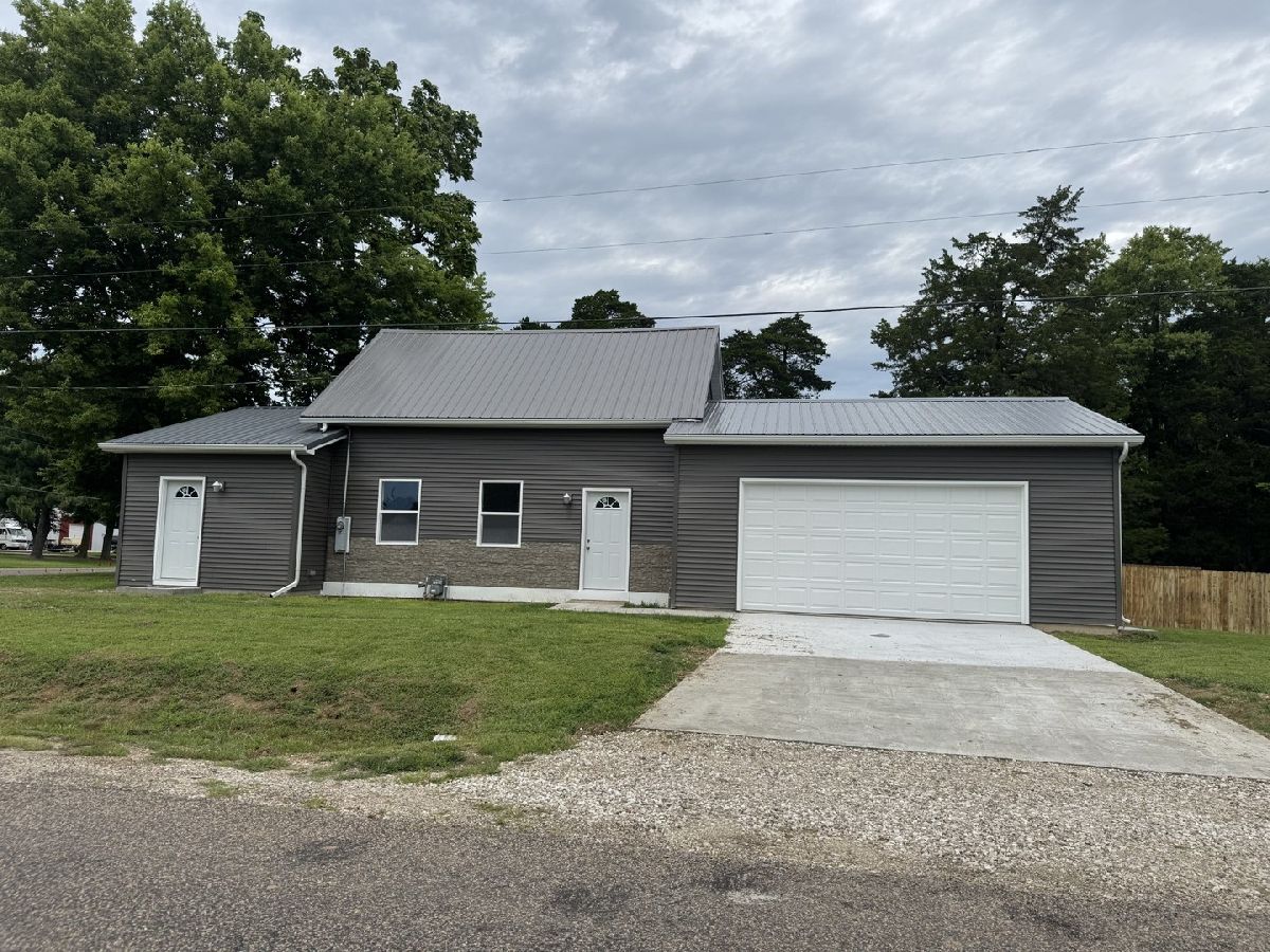  For Sale Quincy Illinois, 1503 Maas Road