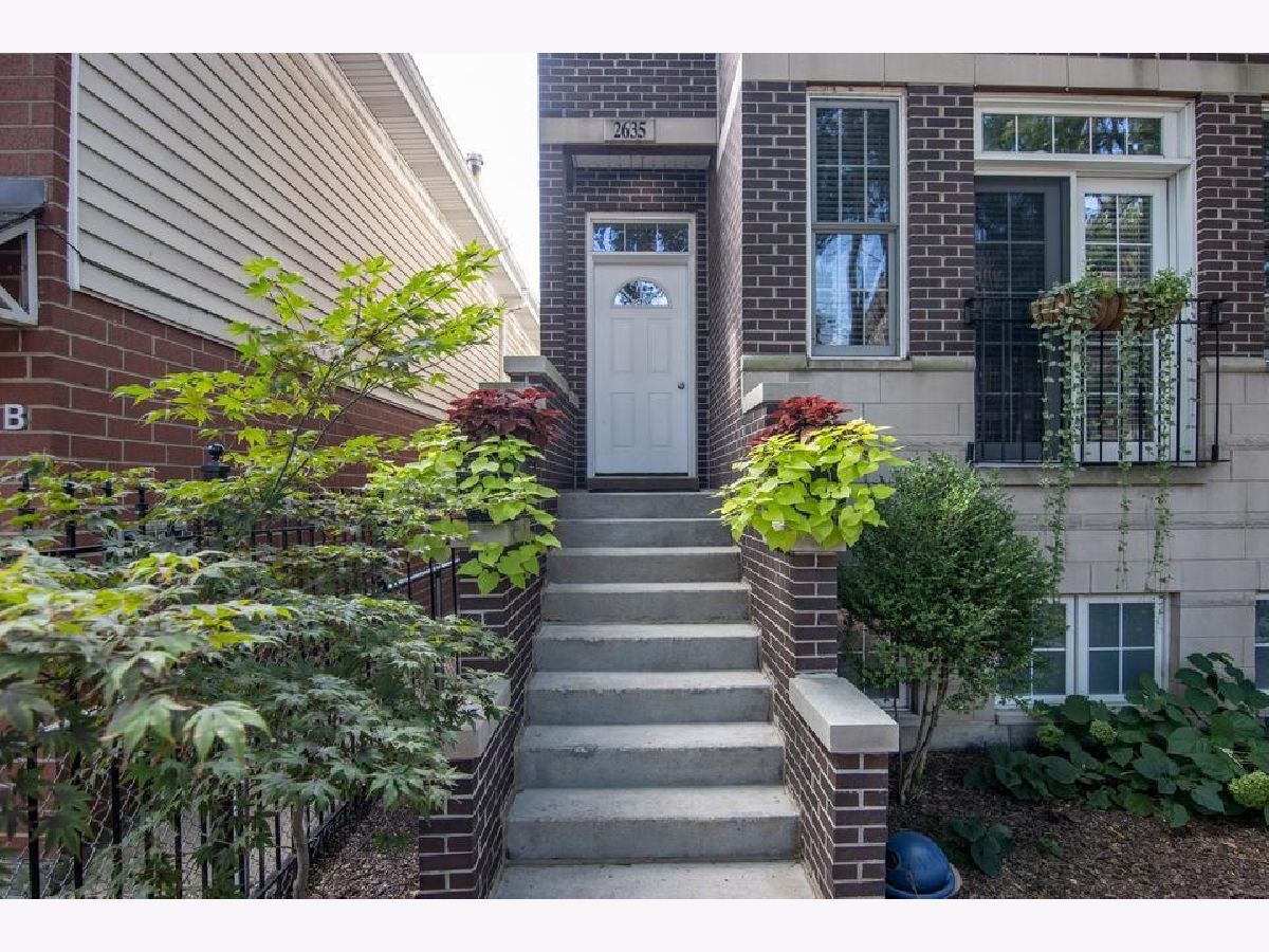 Condos & Townhomes & Homes For Rent Ukrainian Village Chicago Illinois, 2635 Cortez