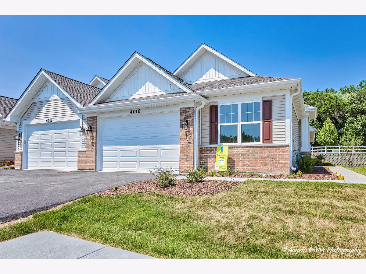 Townhomes & Homes For Sale Remington Grove Johnsburg Illinois, 3801 Monica Lane