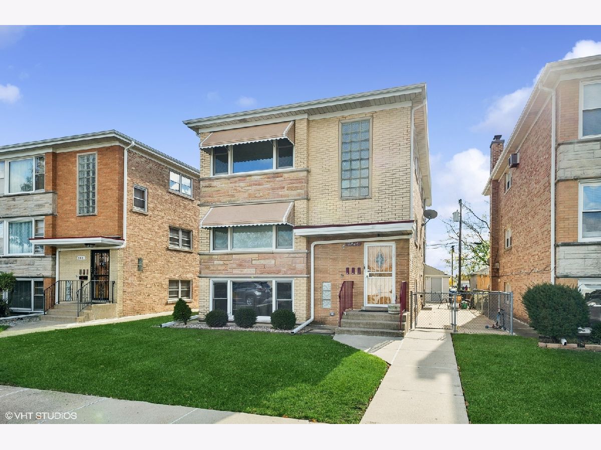  For Sale Harwood Heights Illinois, 6845 Leland Avenue