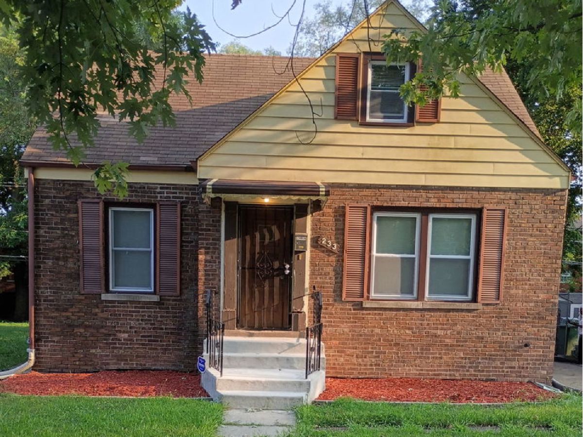  For Sale Dolton Illinois, 233 143rd Street