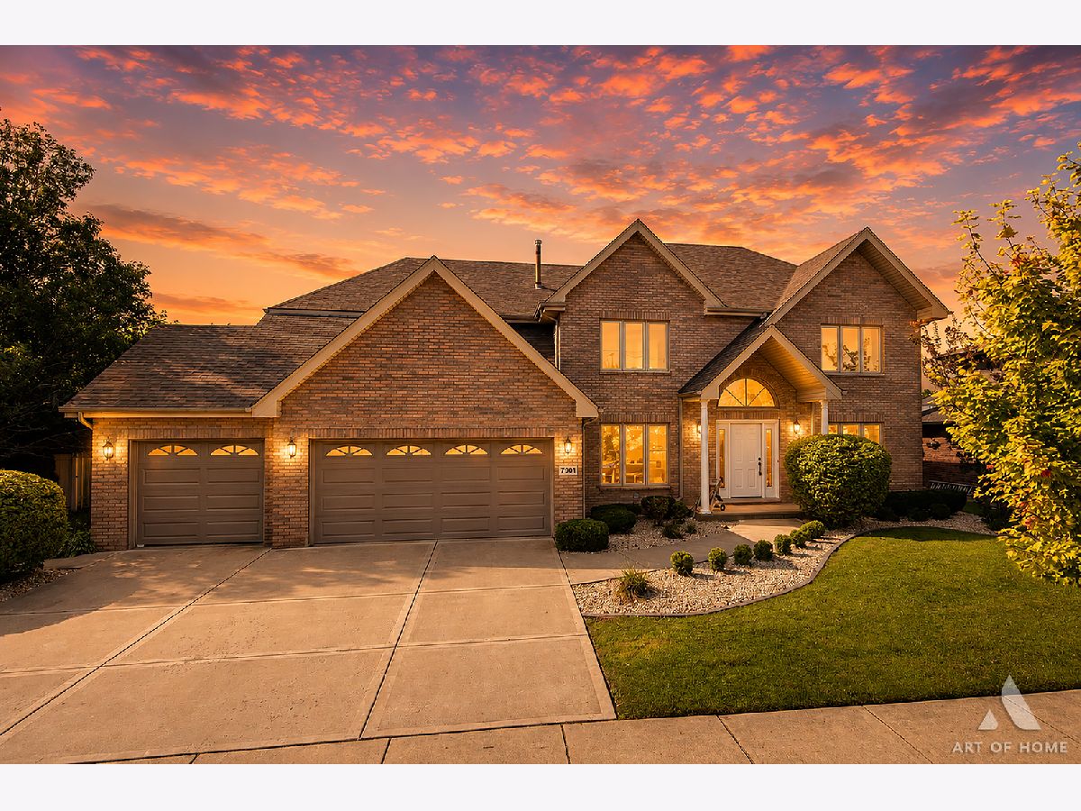 Condos & Townhomes & Homes For Sale Golfview Estates Orland Park Illinois, 7901 Braeloch Court
