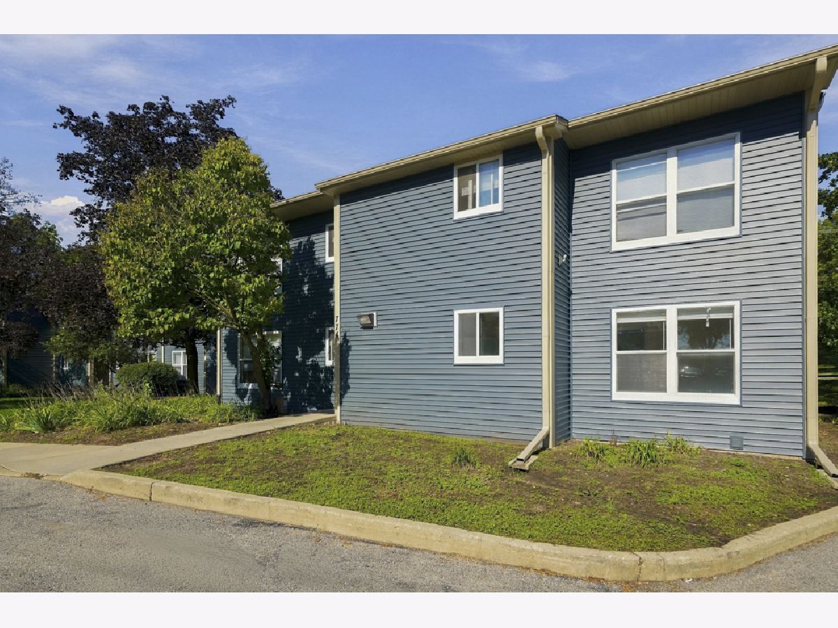 Condominiums For Sale Park Terrace Condos Elgin Illinois, 774 Terrace Court