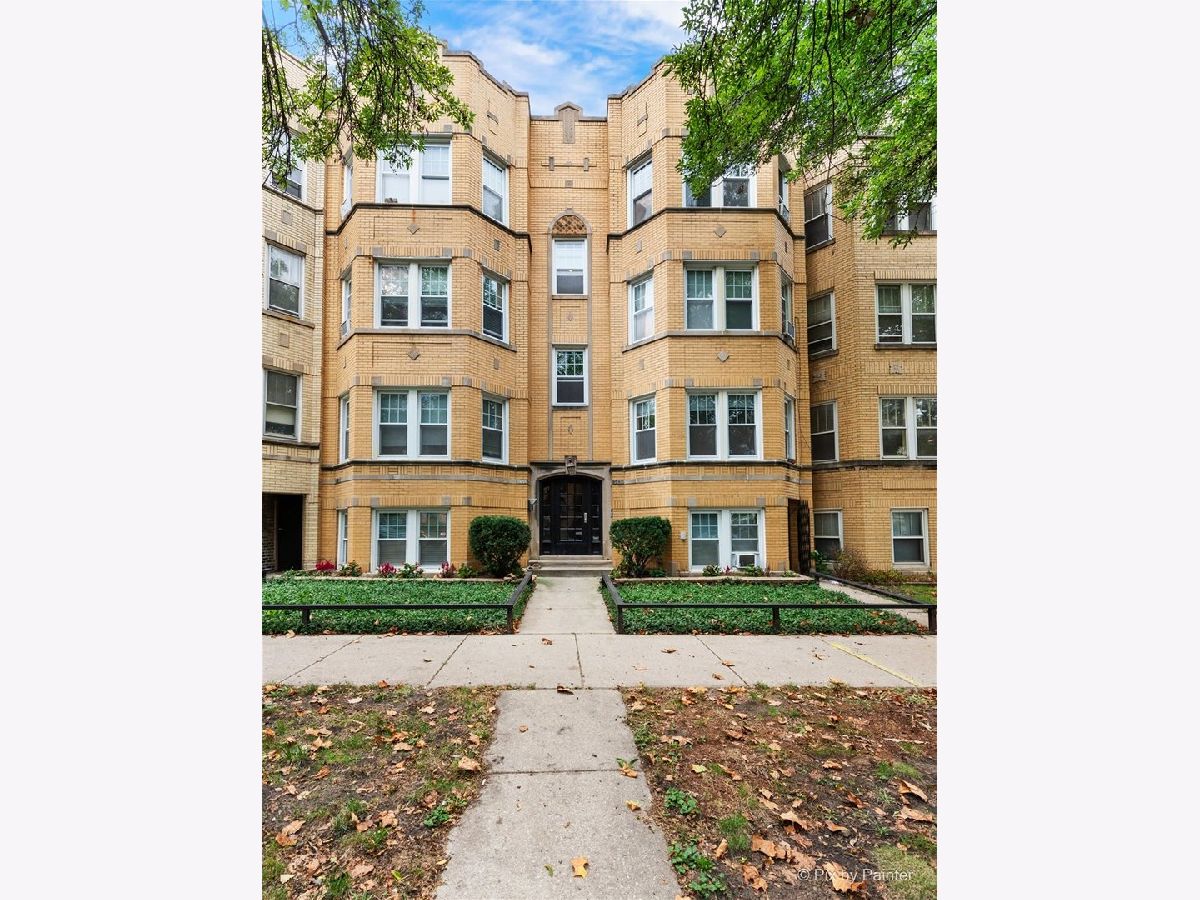  Rented Chicago Illinois, 5428 Campbell