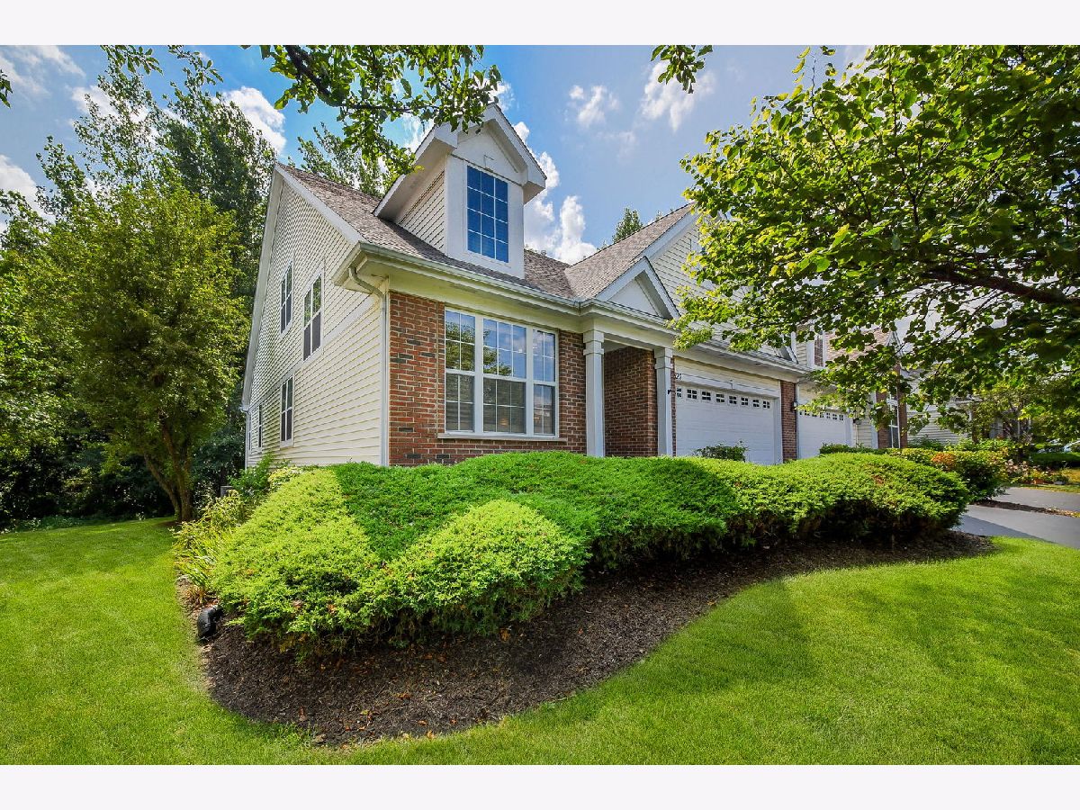 Homes & Townhomes & Condos For Sale Prestbury Sugar Grove Illinois, 322 Quarry Ridge Circle