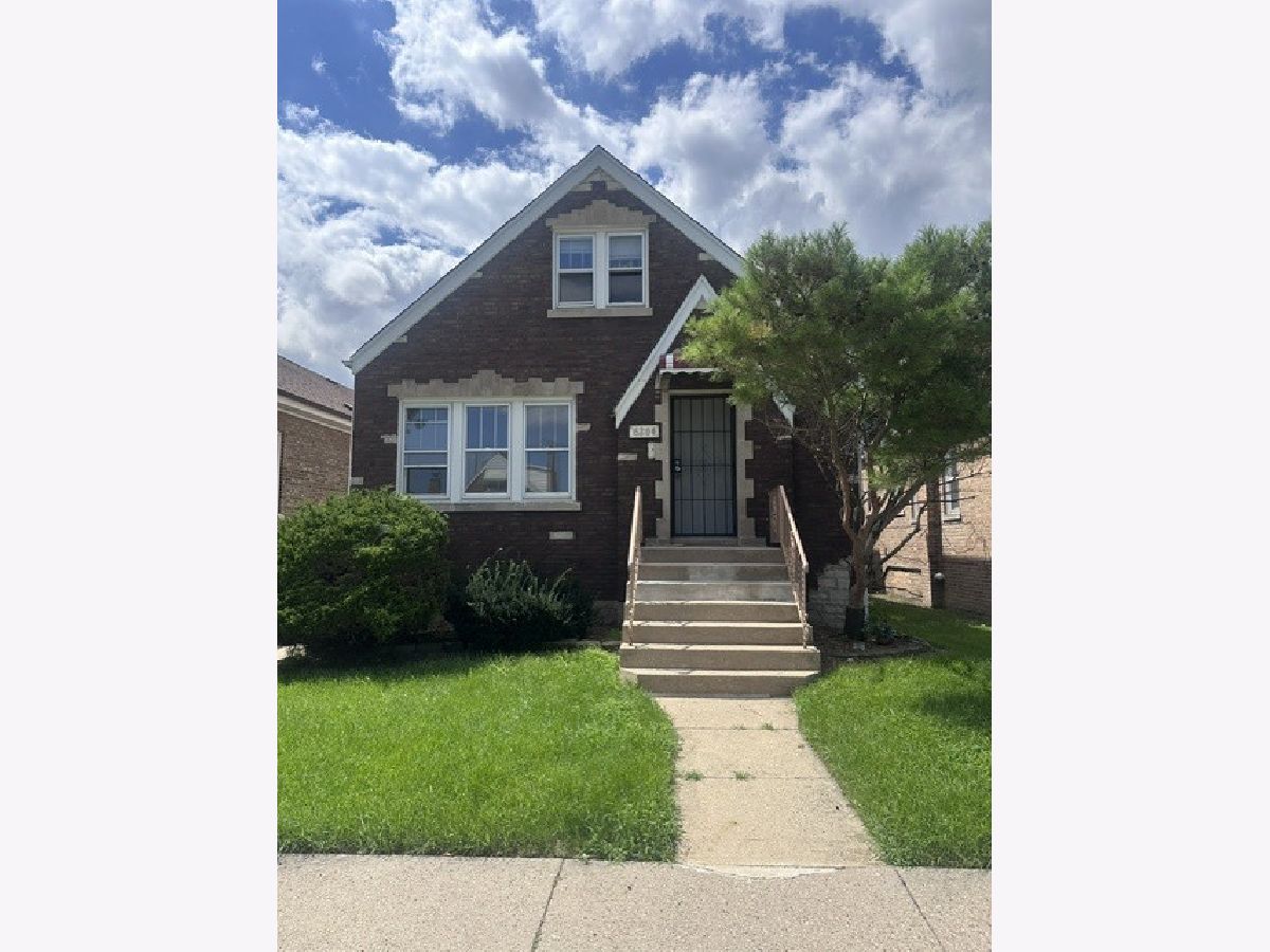  Rented Chicago Illinois, 6204 Mcvicker